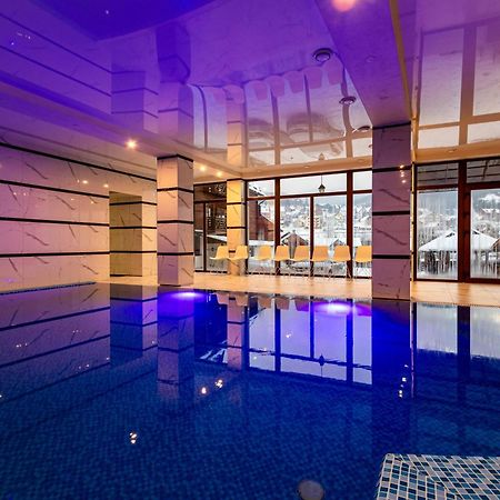Hotel La Кrechunu Bukovel Esterno foto