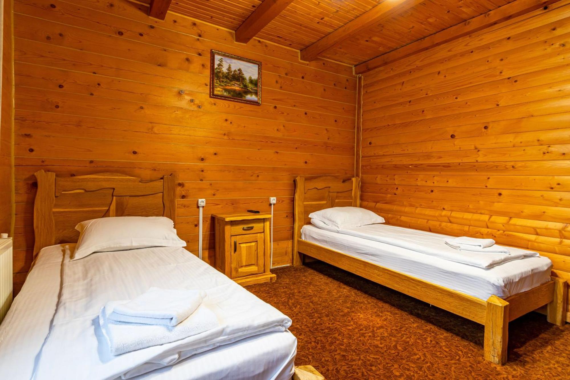 Hotel La Кrechunu Bukovel Esterno foto