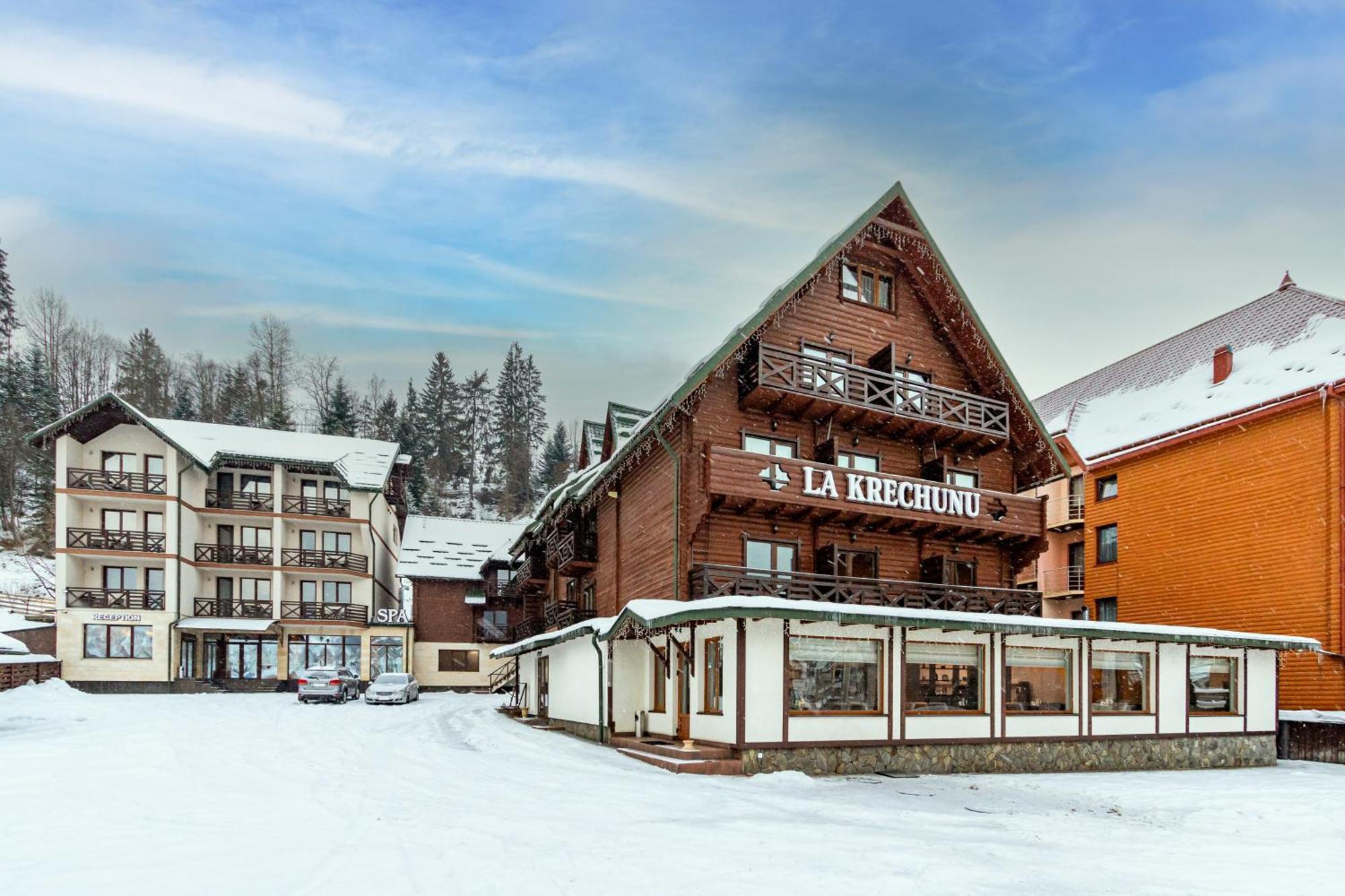 Hotel La Кrechunu Bukovel Esterno foto