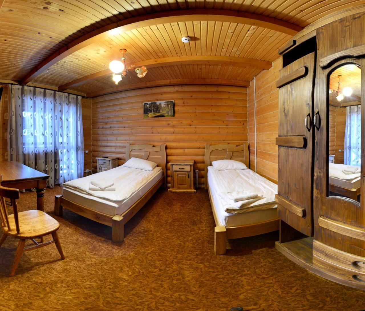 Hotel La Кrechunu Bukovel Esterno foto